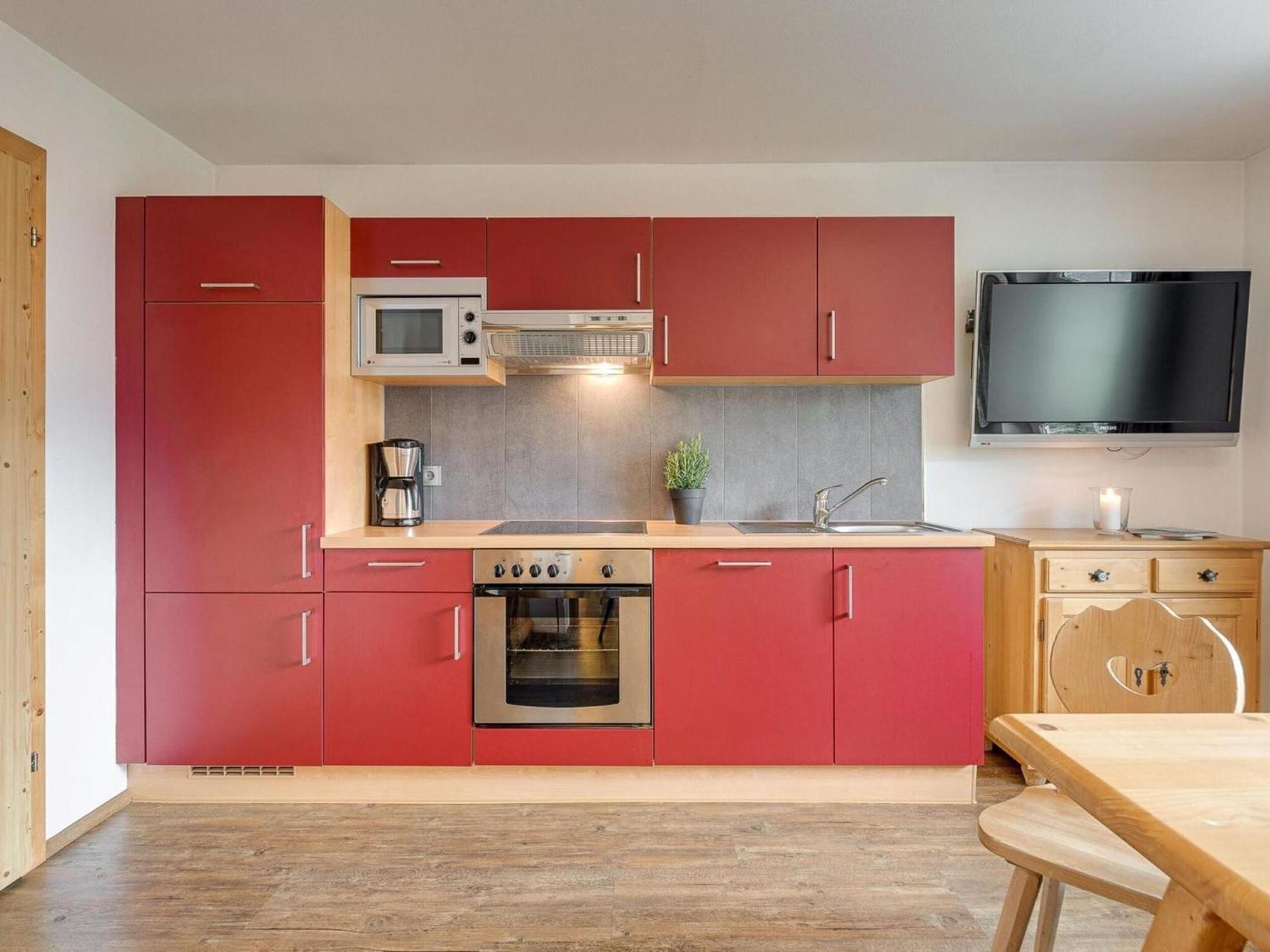 Apartment In Fuegen With A Garden Eksteriør billede