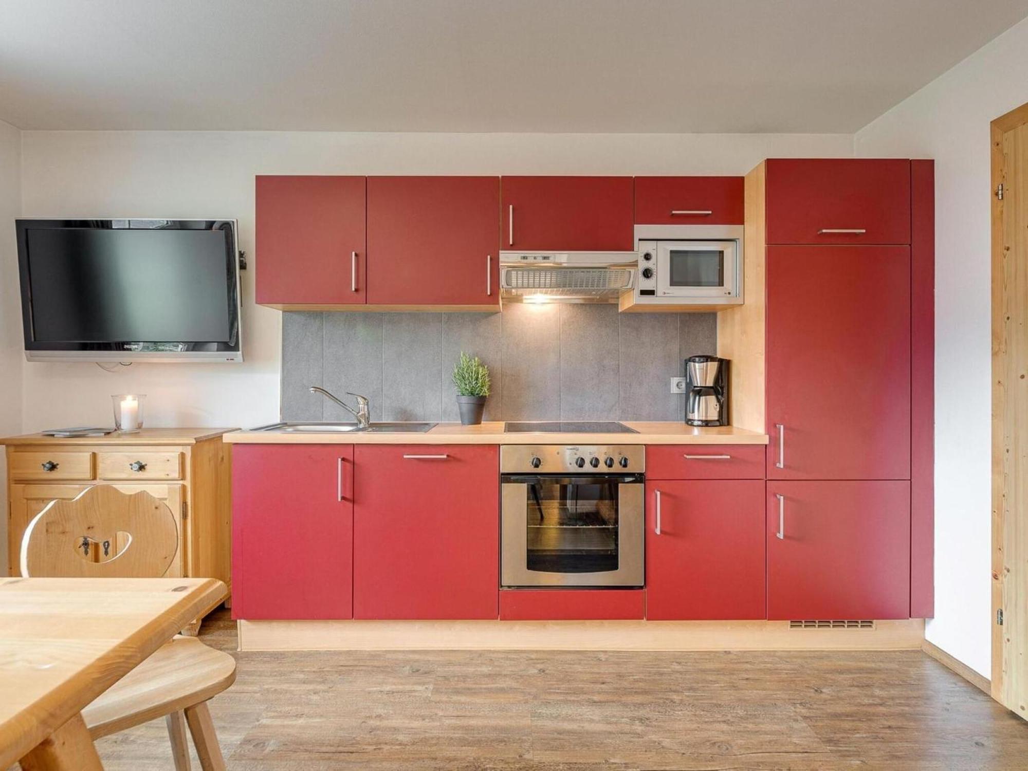 Apartment In Fuegen With A Garden Eksteriør billede